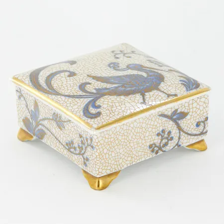 Ask, Rosenthal, höjd ca 4 cm, ca8x8cm, sliten förgyllning och större nagg på lockets insida Vikt: 0 g