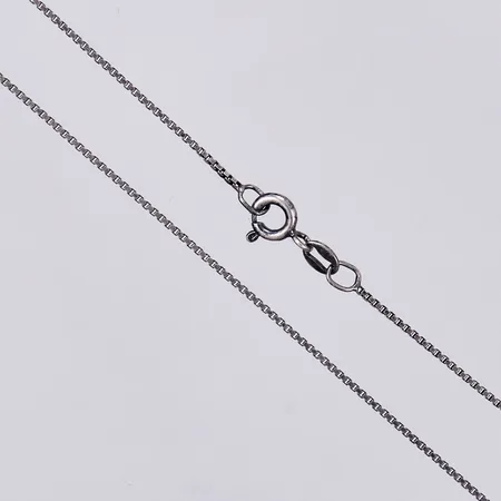 Kedja Venezia, längd ca 44,5cm, bredd ca 1mm, 925/1000 silver Vikt: 2,4 g