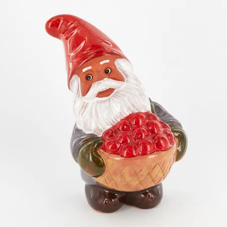Figurin, Tomte med korg, design Rolf Berg, Torshälla Sweden, höjd ca 17,5 cm, etikettmärkt Skickas med paket.