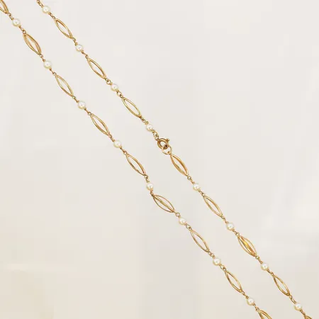 Collier med odlade pärlor, längd: 48cm, bredd: 5mm, 18K guld. Vikt: 10 g