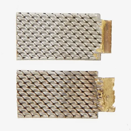 Skrotbitar vitguld 18K Vikt: 2,9 g