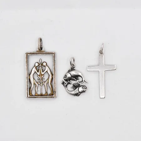 3 Hängen, silver 835/925/1000 Vikt: 6,3 g