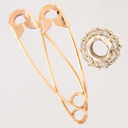 Diverse guld, stenar, skeva, 14K Vikt: 3,2 g