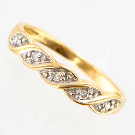 Ring med diamanter 5xca0,01ct, stl 14¾, bredd: 2-3mm, 18K  Vikt: 1,3 g