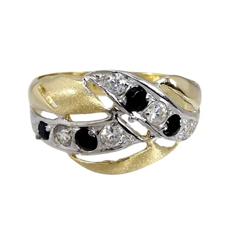 Ring, 14K guld, vita och blå stenar, otydlig stämpel, Ø18¼ mm, bredd 3,5 - 12 mm, stenar utan anmärkning Vikt: 2,9 g