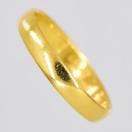 Ring, stl 18¾, bredd 3,5mm, 23K Vikt: 3 g