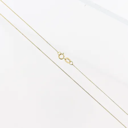 Kedja, Pansar, 36cm, bredd 0,5mm, smärre skevheter, 18K.  Vikt: 0,6 g