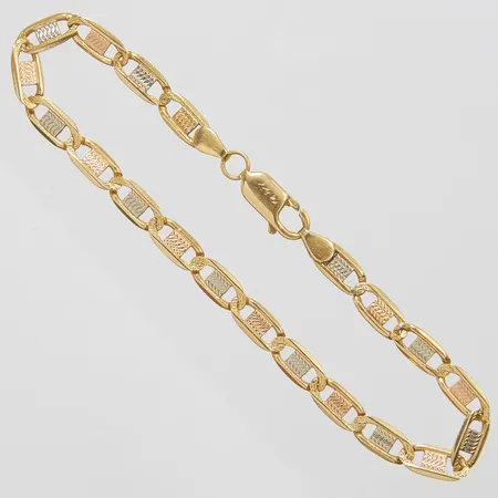 Armband, trefärgad, längd ca 19,8cm, bredd 5mm, ojämnheter på länkar, 18K Vikt: 9,3 g