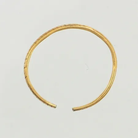 Ring, trasig, 18K Vikt: 2,3 g