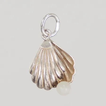 Hänge Mussla med liten pärla, mått ca 10x18mm, Silver 835/1000 Vikt: 0,7 g