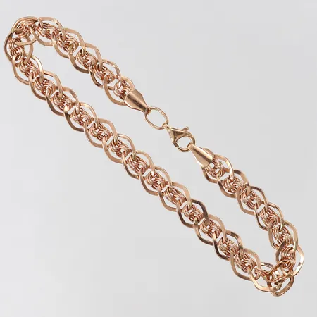 Armband, längd 18cm, bredd 7mm, 14K.  Vikt: 3,4 g