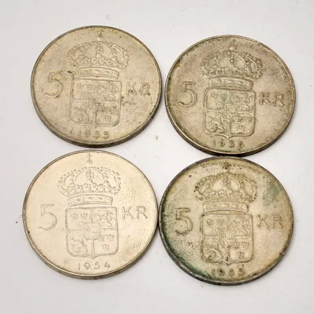 4st 5kronor mynt i silver, vikt 71,95g.