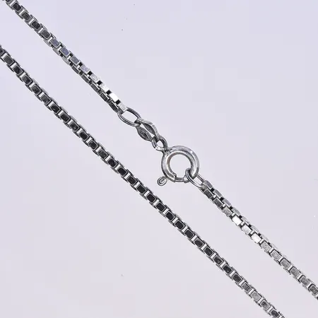 Kedja Venezia, längd 71 cm, bredd 2 mm, silver 925/1000. Vikt: 14,9 g