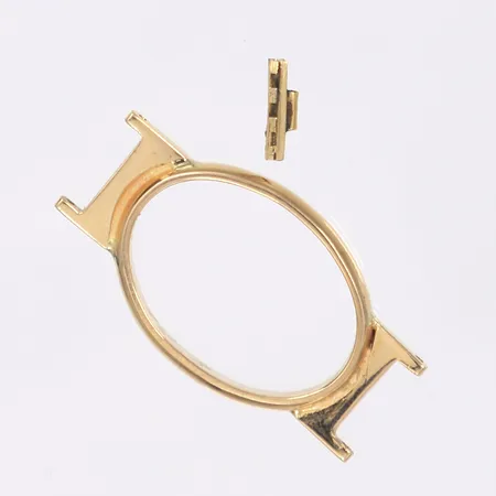 Diverse guld, defekt, 18K  Vikt: 6,8 g