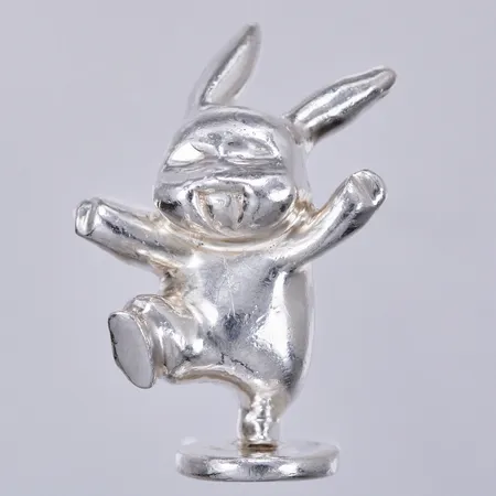 Figur i silver, Pokemon Pikachu, höjd: ca 3,7cm, stämpel KMW, 999/1000 Silver Vikt: 37,8 g