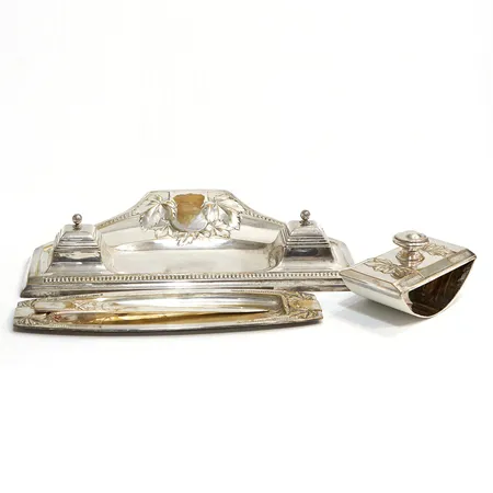 Bläckställ, 20x35cm, Läskpappersvagga, brevkniv 22cm, fat 29cm, vitmetall