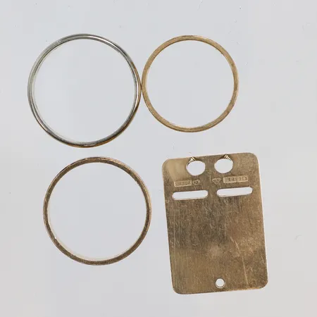 Diverse guld, ringar, id-bricka, gravyr, 18K Vikt: 17,6 g