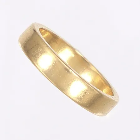 Ring, slät, stl 20¾, bredd 5mm, repig, ostämplad, 18K  Vikt: 9,8 g
