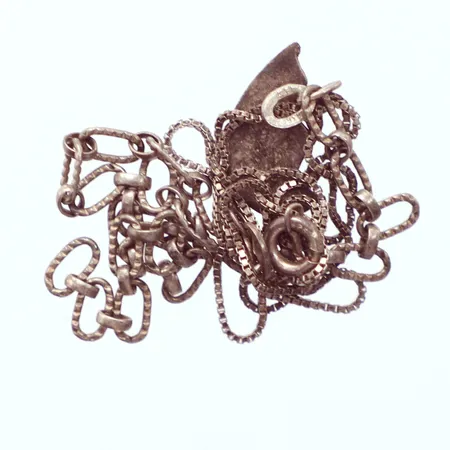 Parti silver, defekt, silver 800/1000 Vikt: 5,4 g