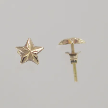 Ett par örhängen, bredd 6 mm, 18K Vikt: 0,4 g