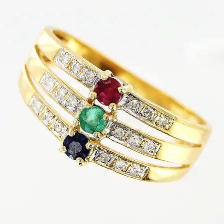 Ring, diamanter 18 x ca 0,005ct, färgstenar, stl 17, bredd 2-9mm, skev skena, 18K Vikt: 3,1 g