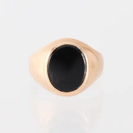 Ring med sten, storlek 17 ½ mm, bredd 3-14 mm, 18k. Vikt: 4,5 g