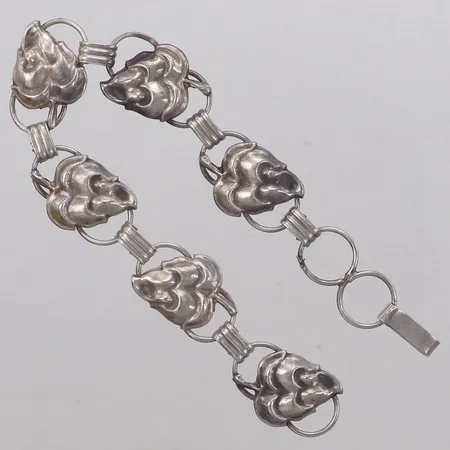 Armband med löv, längd 18cm, bredd 13,5mm, silver 830/1000 Vikt: 9,7 g