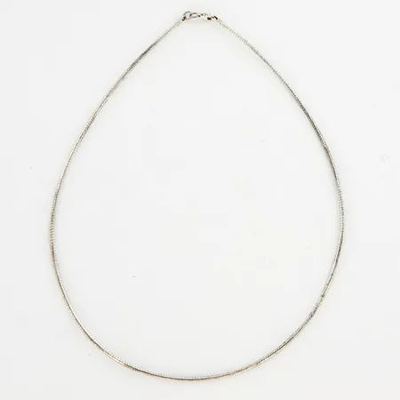 Collier, halvstelt, 50cm bredd: 2mm, silver 925/1000 Vikt: 17,5 g