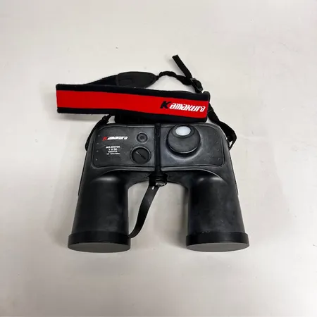 Marinkikare Kamakura 7X50 Seamaster Compass 7,2* 124m/1000m, China, 2778, manual, del av linsskydd defekt, originalväska Vikt: 0 g Skickas med postpaket.