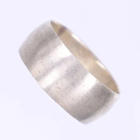 Ring, slät, stl 18¾, bredd 9mm, Silver 925/1000  Vikt: 6,1 g