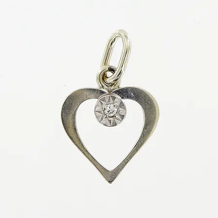 Hänge, hjärta, diamant ca 0,005ct, 9,5x16mm, vitguld, 18K Vikt: 0,5 g