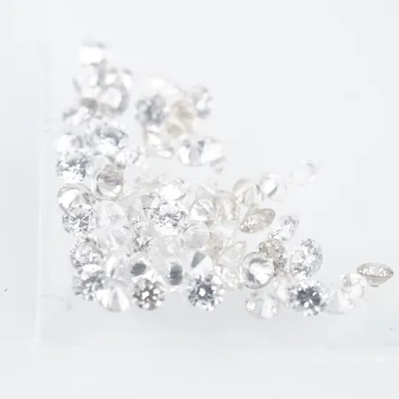 Lösa Diamanter. 0,02ct/st, W-Cr/VS-Si, totalt: 1,47ct