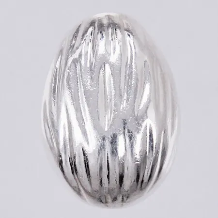 Figur i silver, pralin, längd: ca 3,2cm, bredd: ca 23mm, 999/1000 Silver Vikt: 45,3 g