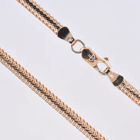 Collier Rävsvans, längd 59,5 cm, bredd 4 mm, 18K. Vikt: 16,6 g