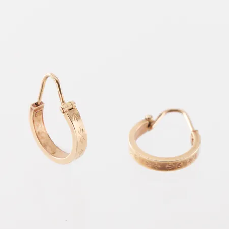 Örhängen paret, diameter ca 12.3 mm, 18k. Vikt: 1,1 g