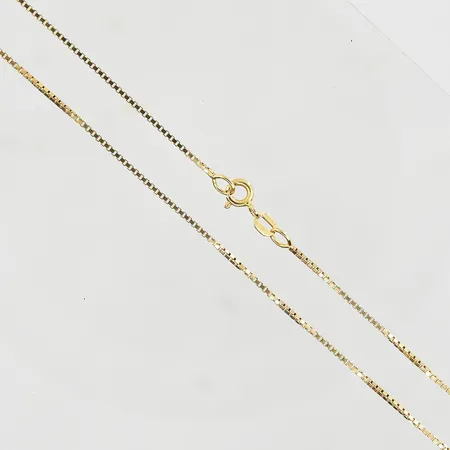 Kedja Venezia, längd 41½ cm, bredd 1 mm, 18K. Vikt: 3,9 g