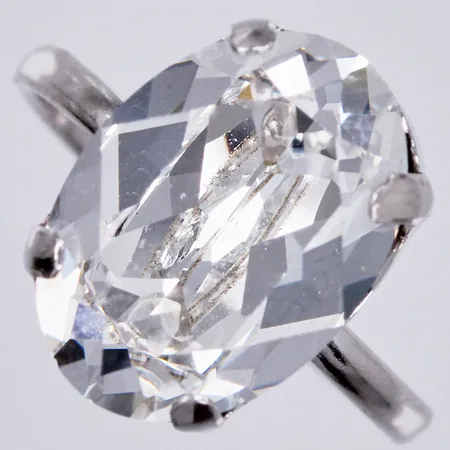 Ring med vit sten, stl: 16, bredd: ca 1-14mm, GHA, 925/1000, silver Vikt: 2,6 g