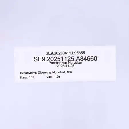 Diverse guld, defekt, 18K  Vikt: 1,2 g