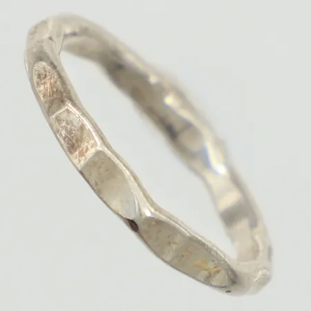 Ring, stl 16, bredd 2,5mm, silver 925/1000 Vikt: 1,7 g