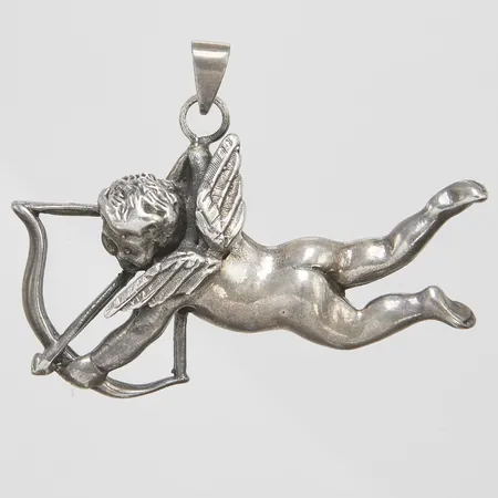 Hänge Kerub, längd ca 44mm inkl ögla, bredd 58mm, 925/1000 silver Vikt: 0 g