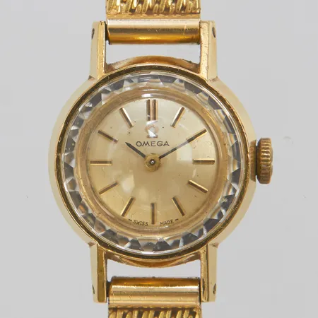 Damur Omega, manuell, doublé, 17,5mm, armband 18K, bruttovikt: 23,6g