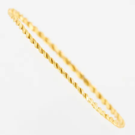 Armring, Ø67mm, bredd 3mm, skevheter, 22K Vikt: 12,9 g