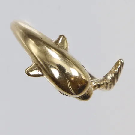 Ring i form av delfin, stl 19¾, bredd 1-9mm, 14K Vikt: 3,4 g