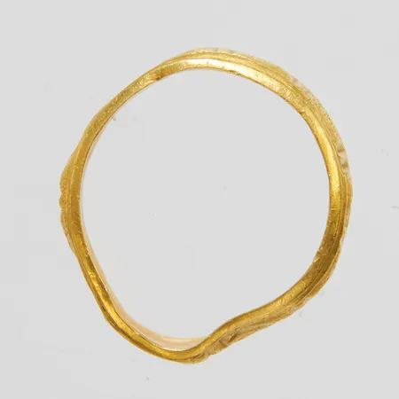 Ring, defekt, 23K Vikt: 1,9 g