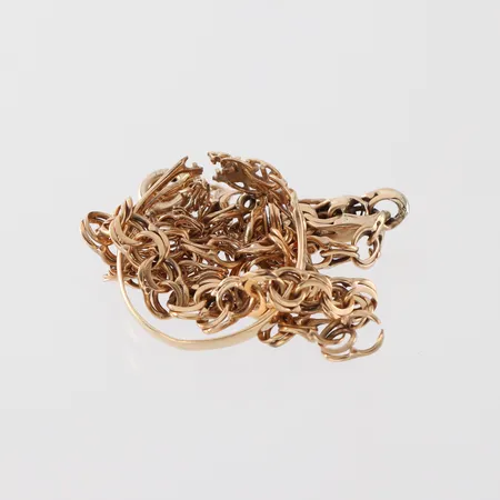 Trasigt guld, 18k. Vikt: 9,2 g