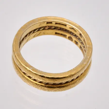 Defekt guld, 23K, vikt 11,2g.