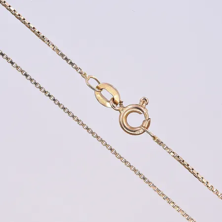 Kedja Venezia, längd 46 cm, bredd 1 mm, 18K. Vikt: 2,5 g