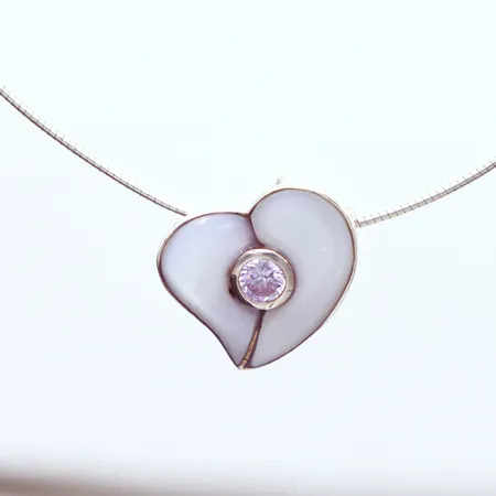 Collier rosa sten, hänget 25mm, silver 925/1000, längd 42cm Vikt: 11,7 g