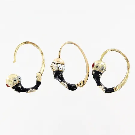 3 örhängen, emalj, ca 17x11mm, slitage och skevheter, 14K.  Vikt: 3,4 g