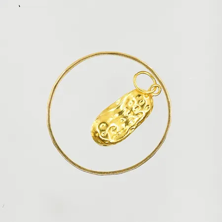 Diverse defekt guld, 18K. Vikt: 0,8 g